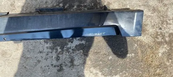 Toyota Avensis T270 Sill
