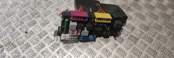 Mercedes-Benz CLS C218 X218 Fuse box set 2129004022