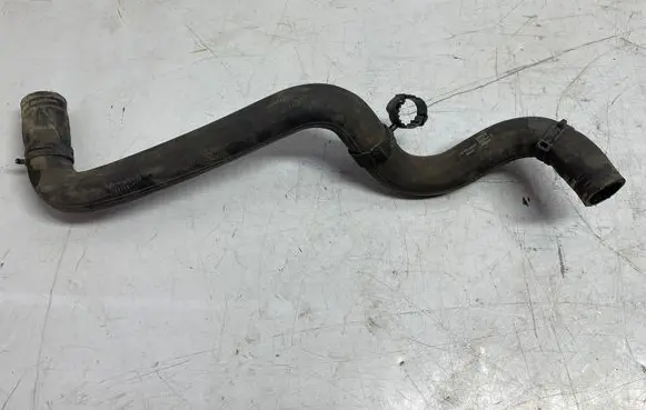Opel Insignia B Engine coolant pipe/hose 39144346 422346486