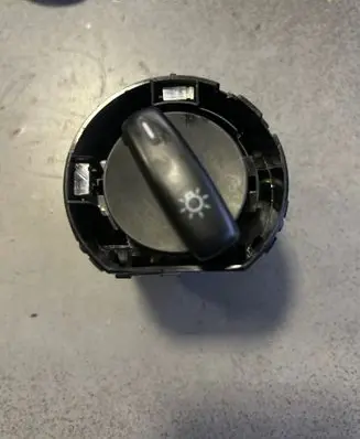 Volkswagen PASSAT B6 Light switch 1K0941431N
