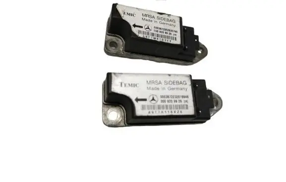 Mercedes-Benz E W210 Airbag deployment crash/impact sensor 0008209926