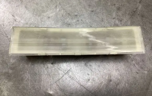 Dodge Journey Rear seat light 04685928AA 95023