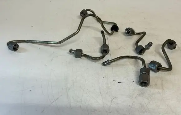 BMW X1 E84 Fuel injector supply line/pipe