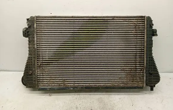 Volkswagen Touran I Intercooler radiator