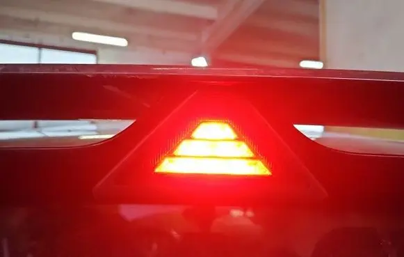 Hyundai i30 Third/center stoplight 92700S0 IMPRK1548306