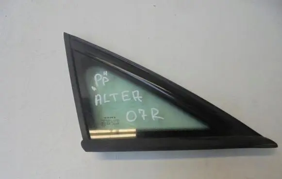 Seat Altea Front triangle window/glass 5P0845411