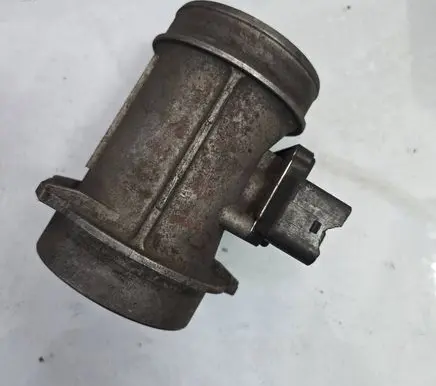 Audi A4 S4 B7 8E 8H Mass air flow meter 059906461D AFH7025C