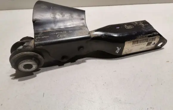 Rear control arm