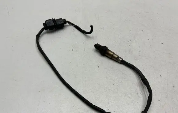 Volkswagen PASSAT B6 Lambda probe sensor 03G906262