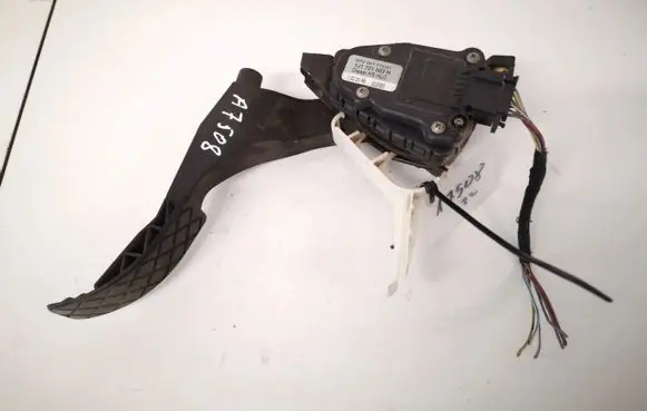 Seat Toledo II (1M) Accelerator throttle pedal 1j1721503h 6pv007770-01