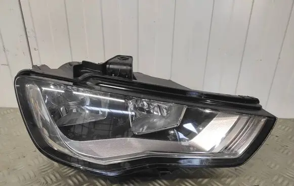 Audi A3 S3 8V Headlight/headlamp 8V0941004A 01074004AJ 1UJ01074004