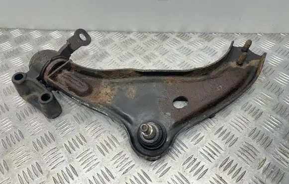Mini One - Cooper Coupe R56 Front lower control arm/wishbone 6772236