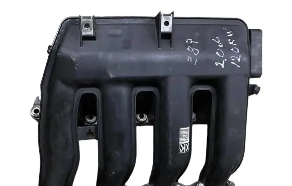 BMW 1 E81 E87 Intake manifold 7787318 7788194