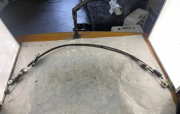 Ford Fiesta Gear shift cable linkage Aa6r7e395cc