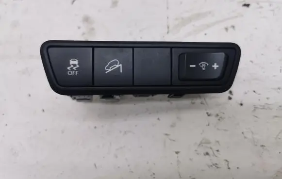 Hyundai ix35 ESP (stability program) switch 