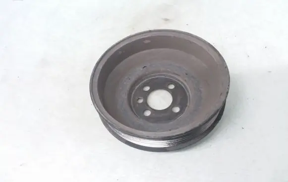 Volkswagen Golf III Crankshaft pulley 037105255A