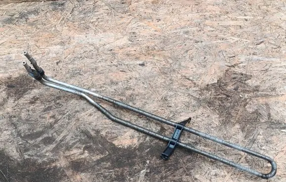 Audi A4 S4 B7 8E 8H Power steering radiator 8E0422885AL