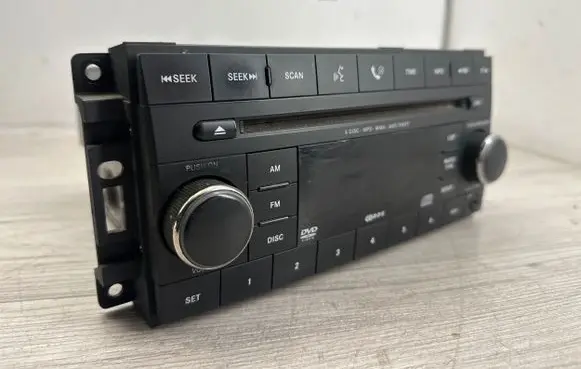 Dodge Nitro Radio/CD/DVD/GPS head unit 05064055AK 05979Z03B