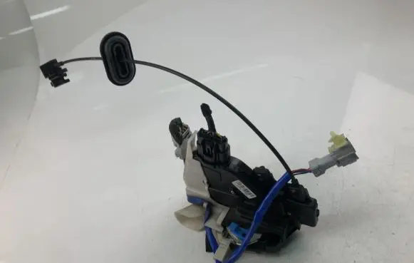 KIA Optima Coupe door lock (next to the handle) 81320D4090