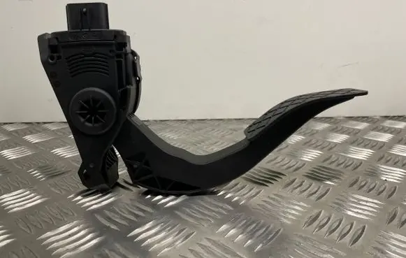 Audi A4 S4 B8 8K Accelerator throttle pedal 8K1723523A
