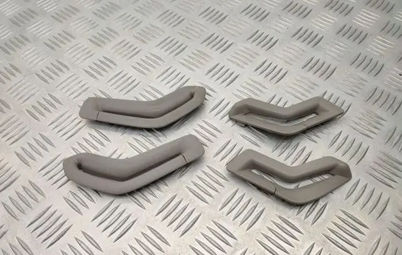 Volvo XC90 Seat belt adjustment rail 