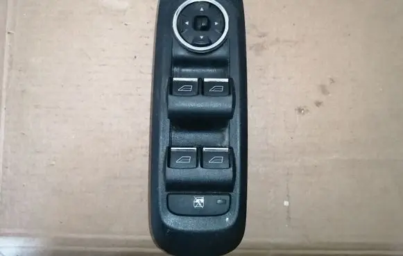 Ford S-MAX Electric window control switch 7S7T14A132BC