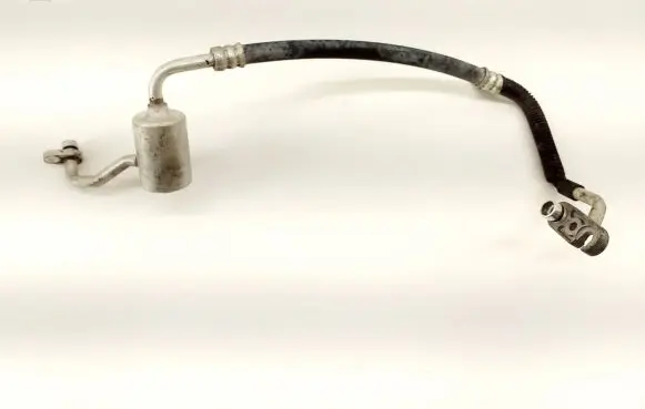 Nissan Leaf I (ZE0) Air conditioning (A/C) pipe/hose