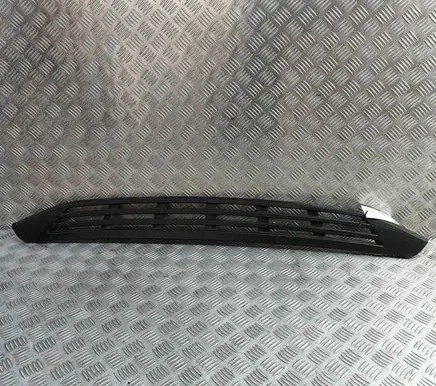 Quarter panel pressure vent