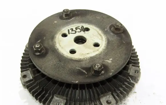 Mitsubishi Pajero Viscous fan clutch 