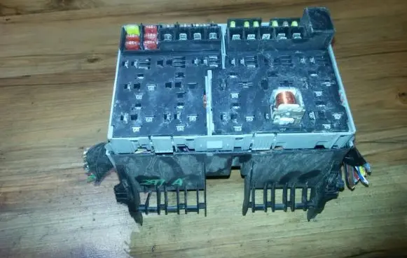 Fuse box set