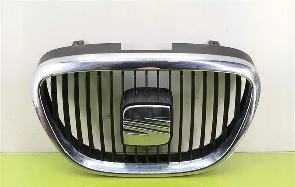 Seat Altea Front bumper upper radiator grill 