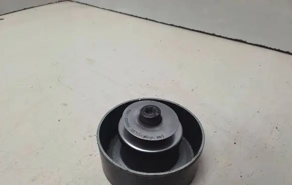 BMW 5 E60 E61 Belt tensioner pulley 2331513