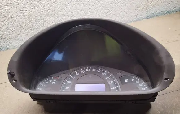 Mercedes-Benz C W203 Speedometer (instrument cluster) A2035407111 110080111006