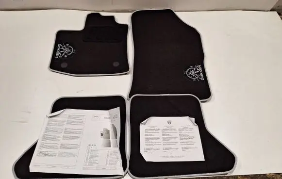 Dacia Dokker Car floor mat set 8201481365