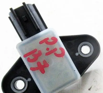 Volkswagen PASSAT B7 Airbag deployment crash/impact sensor 29120303 229787 198216809K