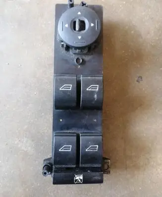 Ford Focus Electric window control switch 3M5T14A132AF