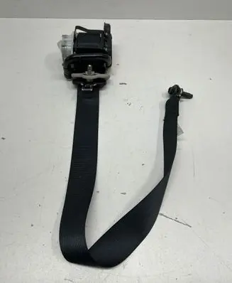 Nissan Note (E12) Front seatbelt 3066322