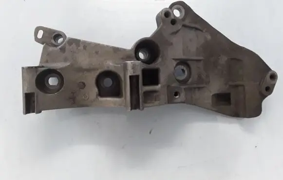 Renault Laguna III Generator/alternator bracket 8200669494