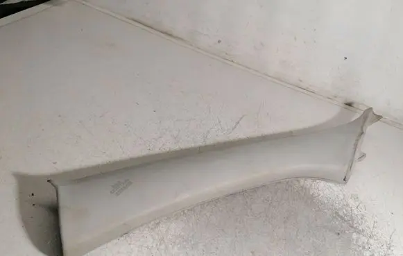 Toyota Avensis T250 (A) pillar trim 6221205020