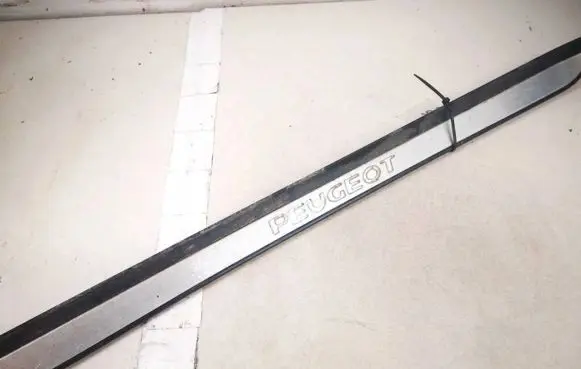 Peugeot 607 Front sill trim cover 9629149677