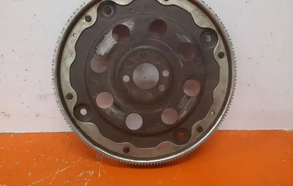Nissan Pathfinder R50 Flywheel