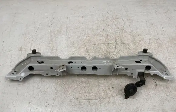 Toyota Yaris Top upper radiator support slam panel 