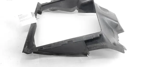 Audi Q7 4L Intercooler air channel guide 4L0117335F