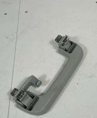 Audi Q3 8U Front interior roof grab handle 8R0857607