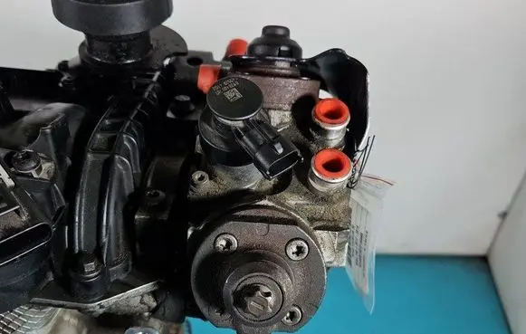 Volvo V40 Fuel injection high pressure pump 0445010681 IMPRK1480079