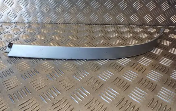 Under headlight/headlamp trim