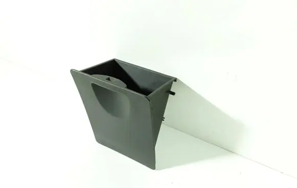 Glove box