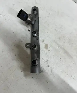 Audi A4 S4 B7 8E 8H Fuel main line pipe 059130089AG