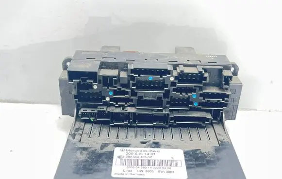 Mercedes-Benz CLK A209 C209 Fuse box set 2095451401