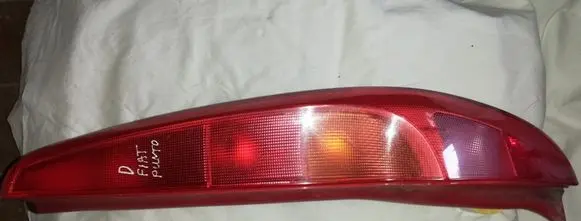 Fiat Punto (188) Rear/tail lights 465237710